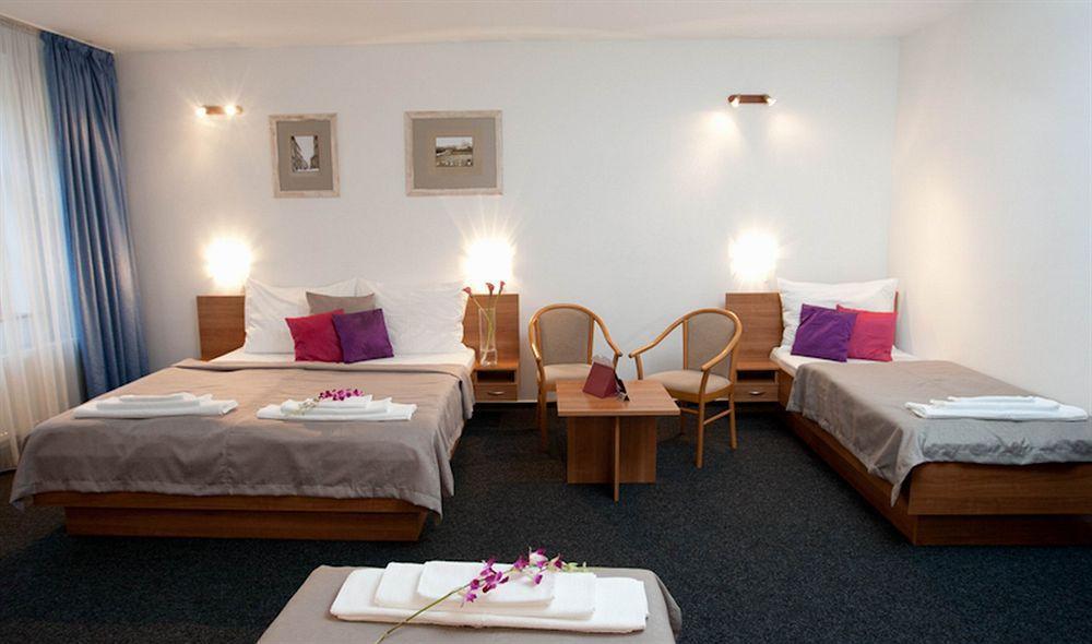 Hotel u České koruny Hradec Králové Extérieur photo