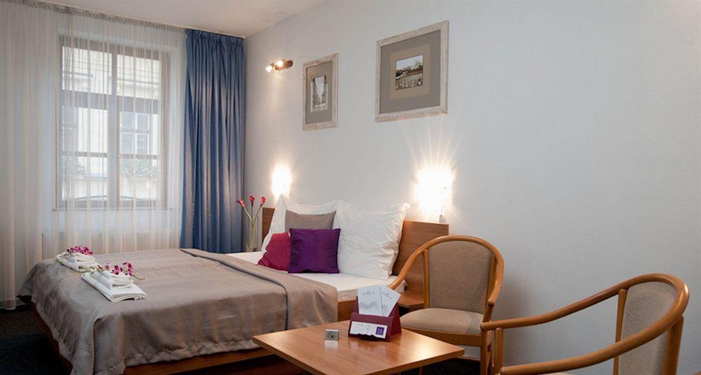 Hotel u České koruny Hradec Králové Extérieur photo