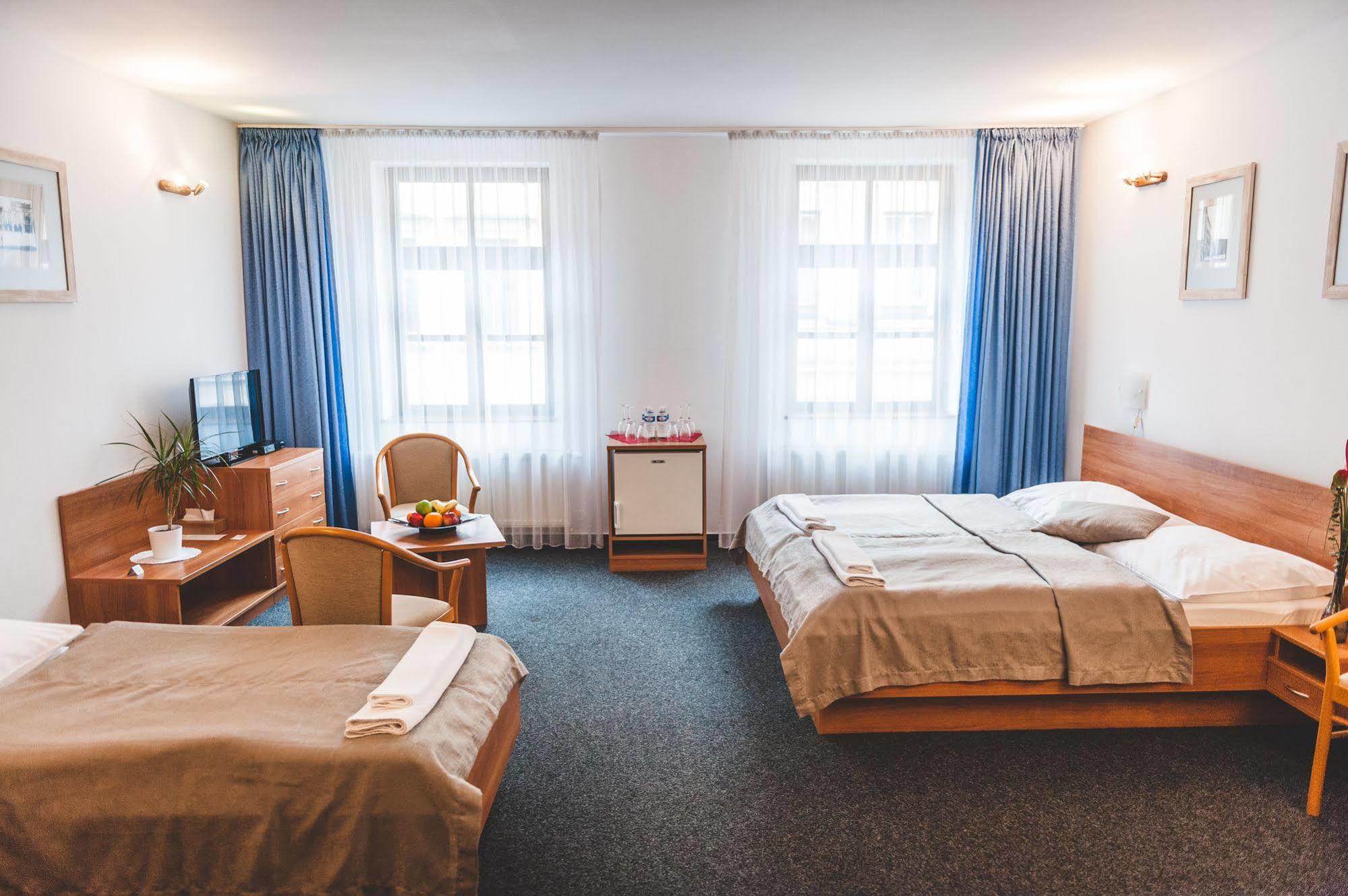 Hotel u České koruny Hradec Králové Extérieur photo